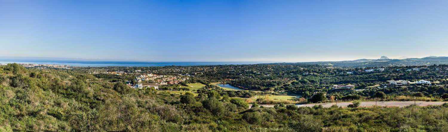 Extraordinary buildable plot in the prestigious Sotogrande Reserve - Costa del Sol