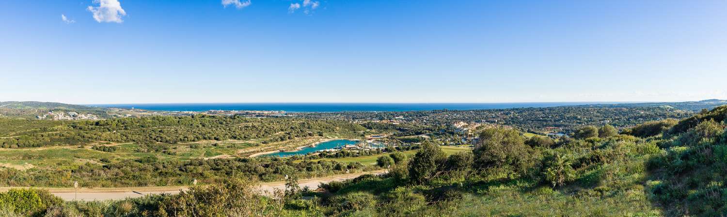 Extraordinary buildable plot in the prestigious Sotogrande Reserve - Costa del Sol