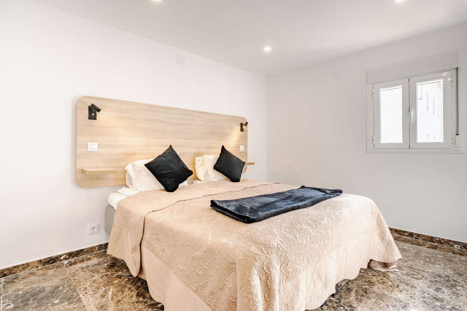 Apartmán v prodeji in Puerto de la Duquesa (Manilva)