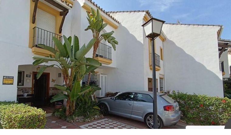 Exclusive Townhouse with Excellent Amenities - Costa del Sol