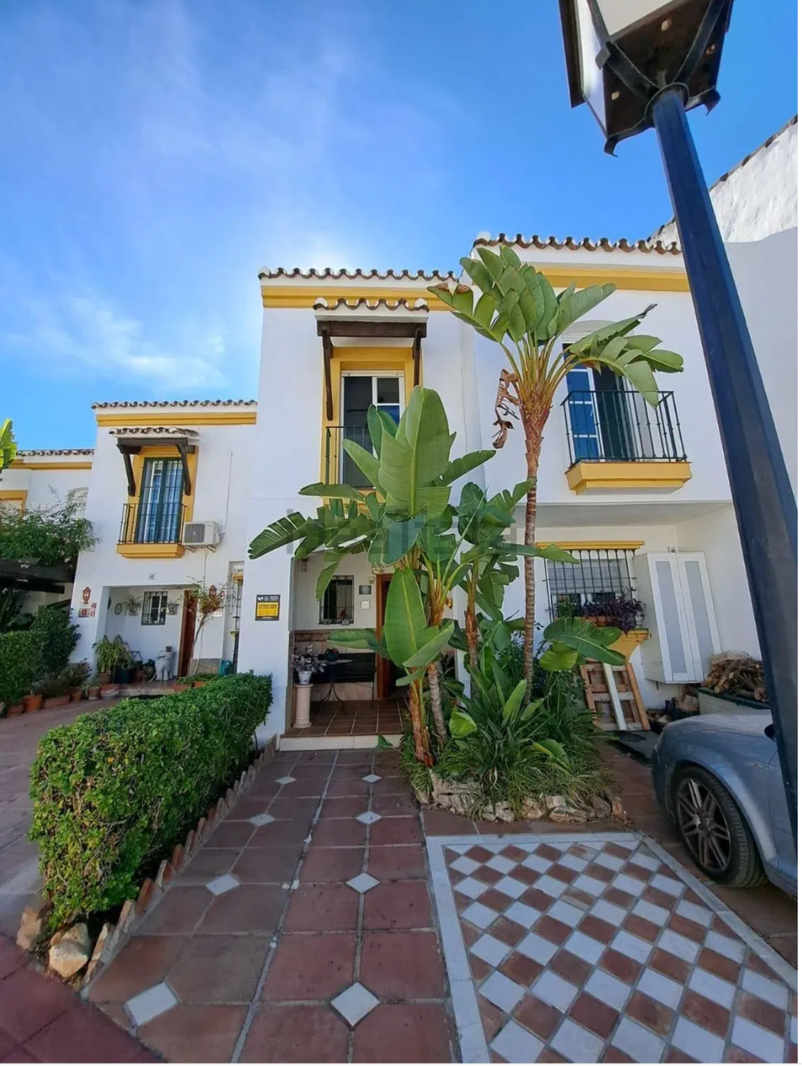 Exclusive Townhouse with Excellent Amenities - Costa del Sol